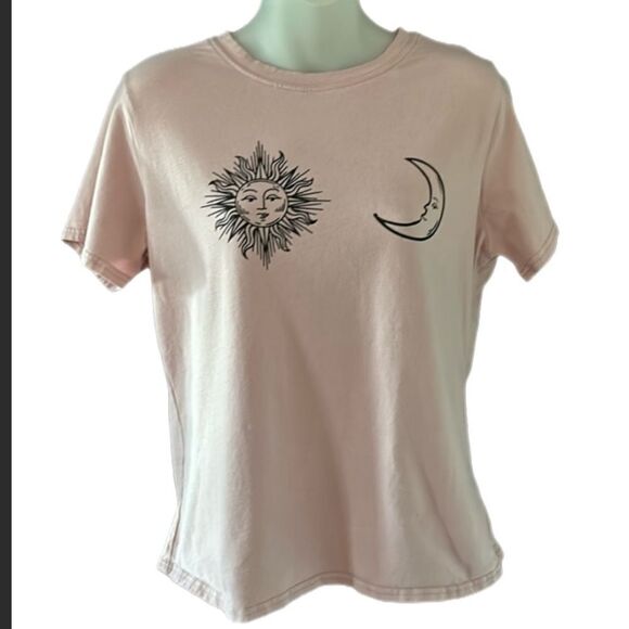 SHEIN Light Pink Sun & Moon Graphic Tee – Size M (8/10) - Picture 3 of 7